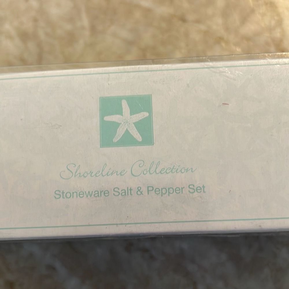 Sea Shell Salt & Pepper Shakers - Picture 5 of 5